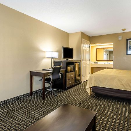 Quality Inn Perry - National Fairgrounds Area Buitenkant foto