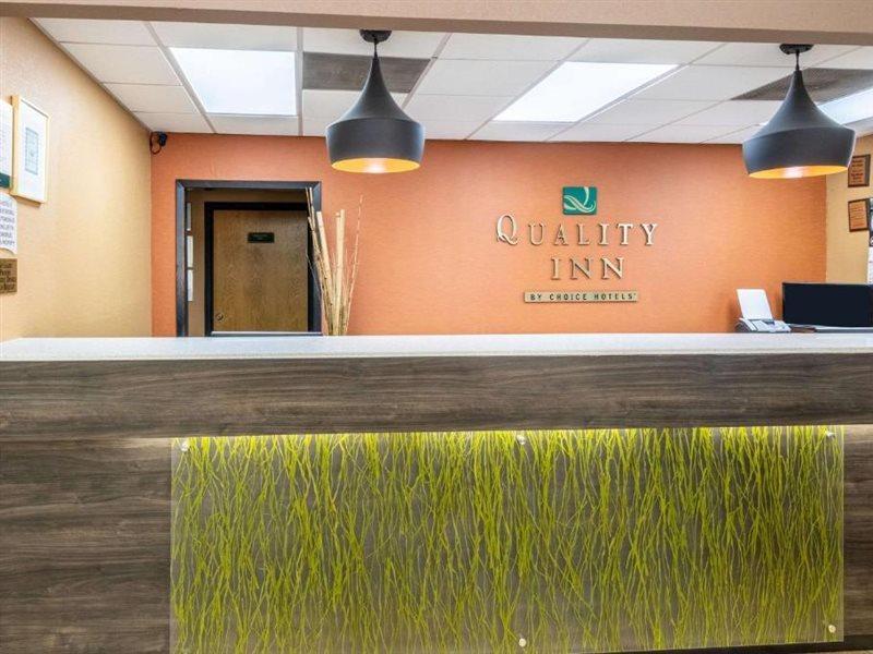 Quality Inn Perry - National Fairgrounds Area Buitenkant foto