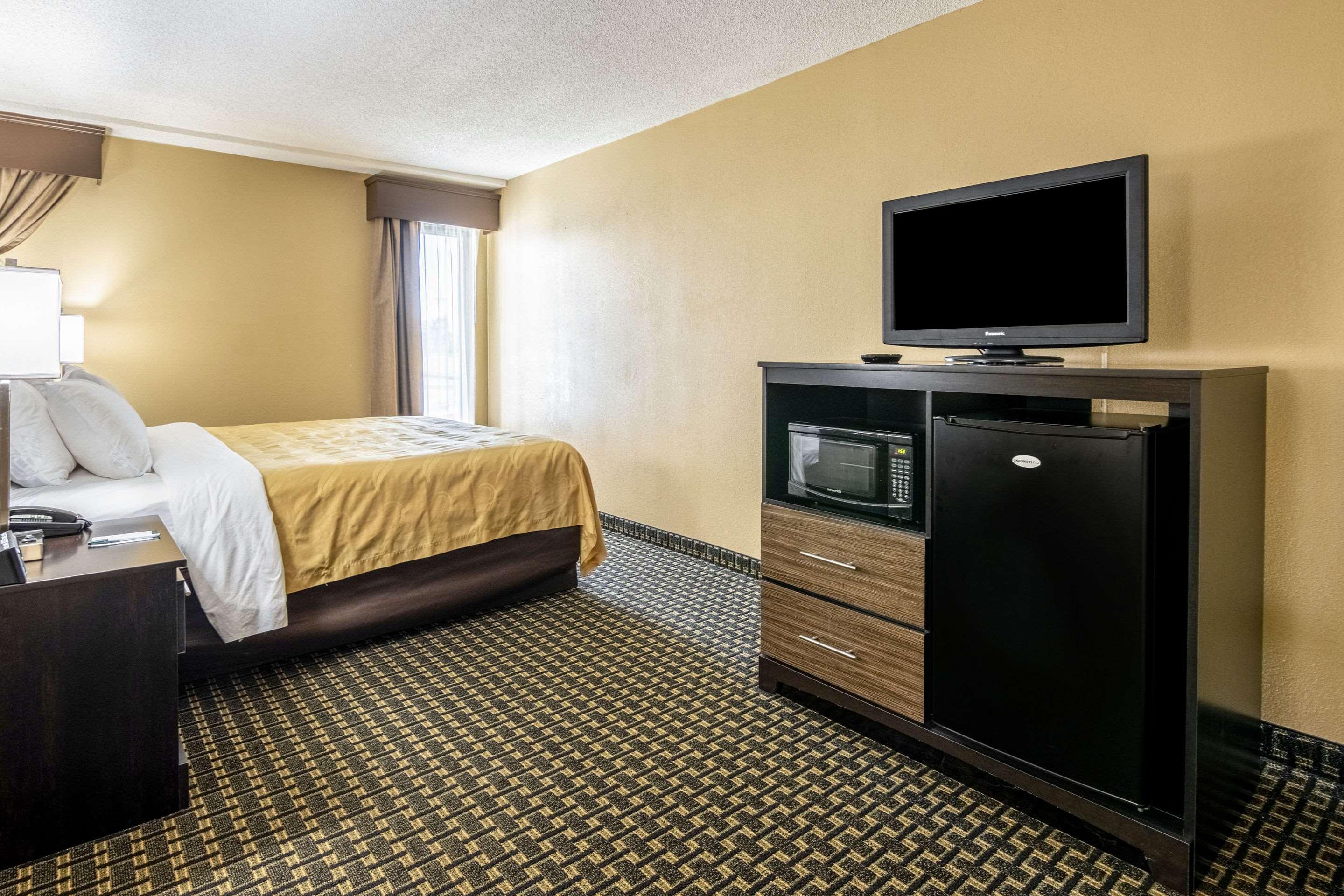 Quality Inn Perry - National Fairgrounds Area Buitenkant foto